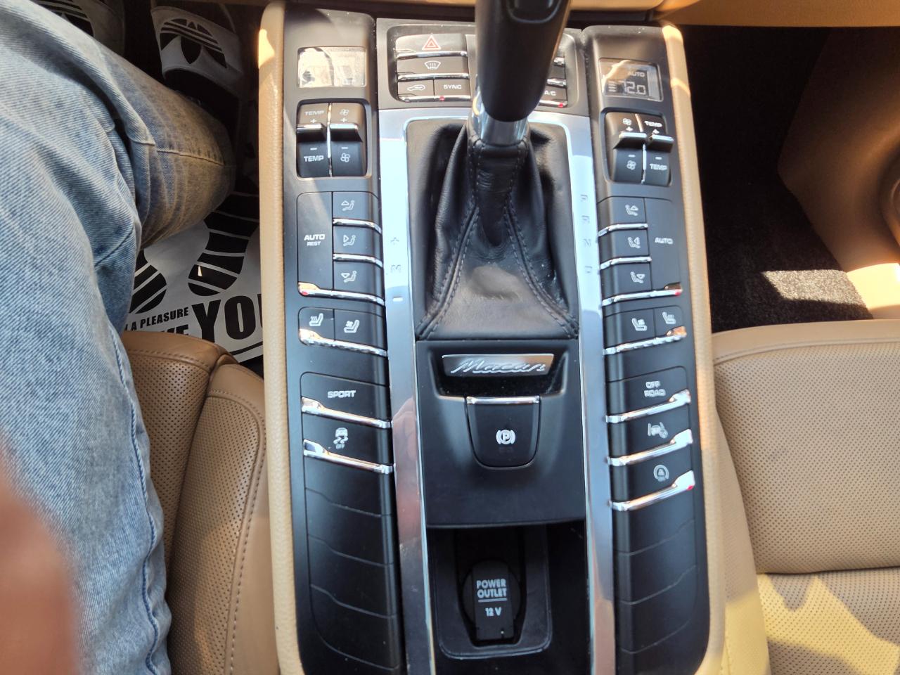 Porsche Macan Sport Edition AWD 2018