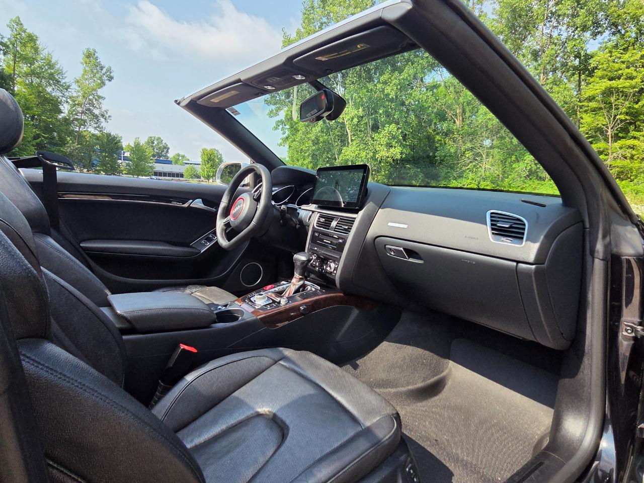 Audi A5 2dr Cabriolet Auto quattro 2.0T Premium Plus 2013