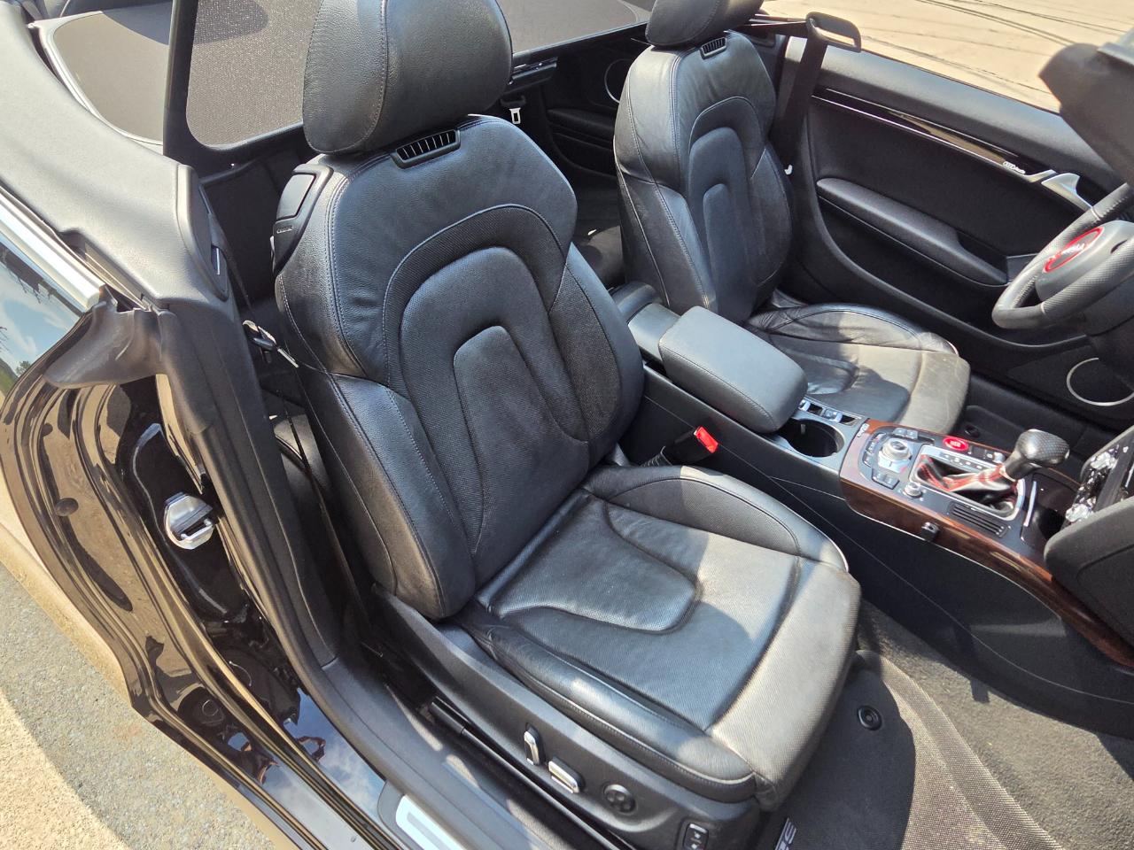Audi A5 2dr Cabriolet Auto quattro 2.0T Premium Plus 2013