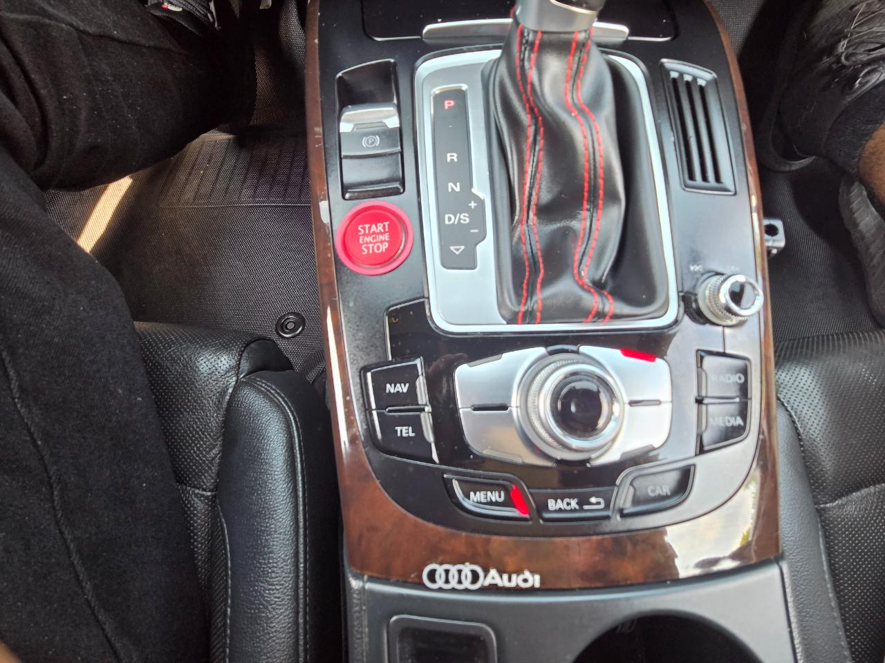 Audi A5 2dr Cabriolet Auto quattro 2.0T Premium Plus 2013