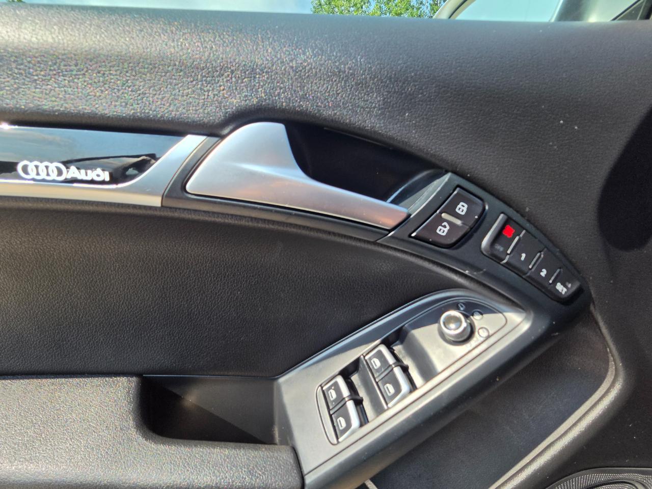 Audi A5 2dr Cabriolet Auto quattro 2.0T Premium Plus 2013