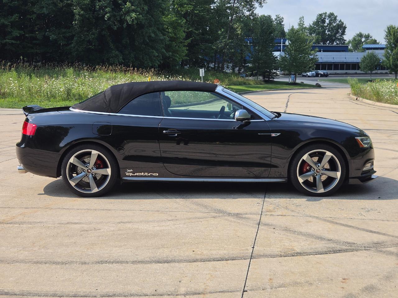 Audi A5 2dr Cabriolet Auto quattro 2.0T Premium Plus 2013