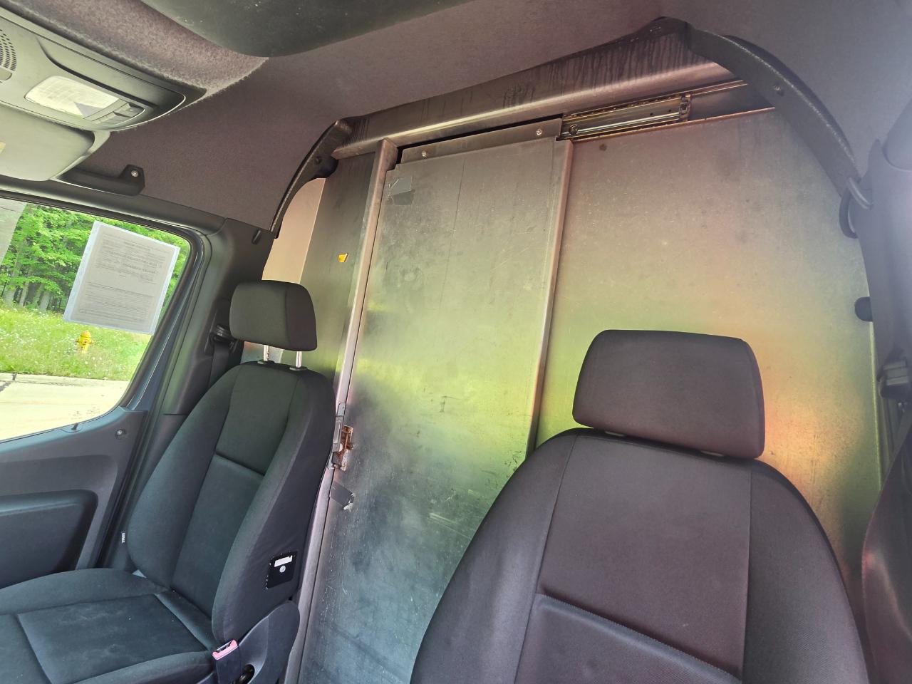 Mercedes-Benz Sprinter Van 2500 High Roof V6 170" RWD 2019