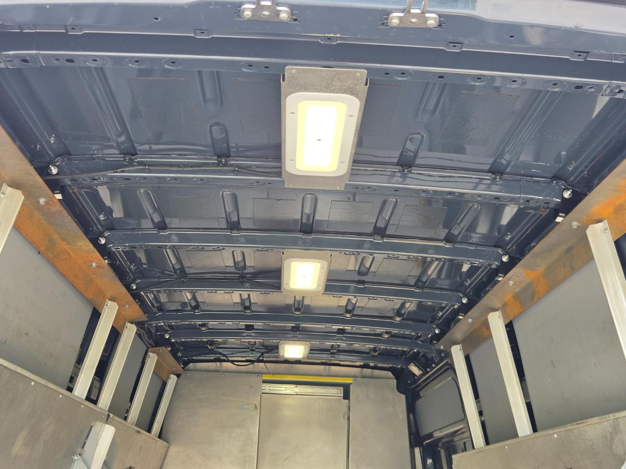 Mercedes-Benz Sprinter Van 2500 High Roof V6 170" RWD 2019