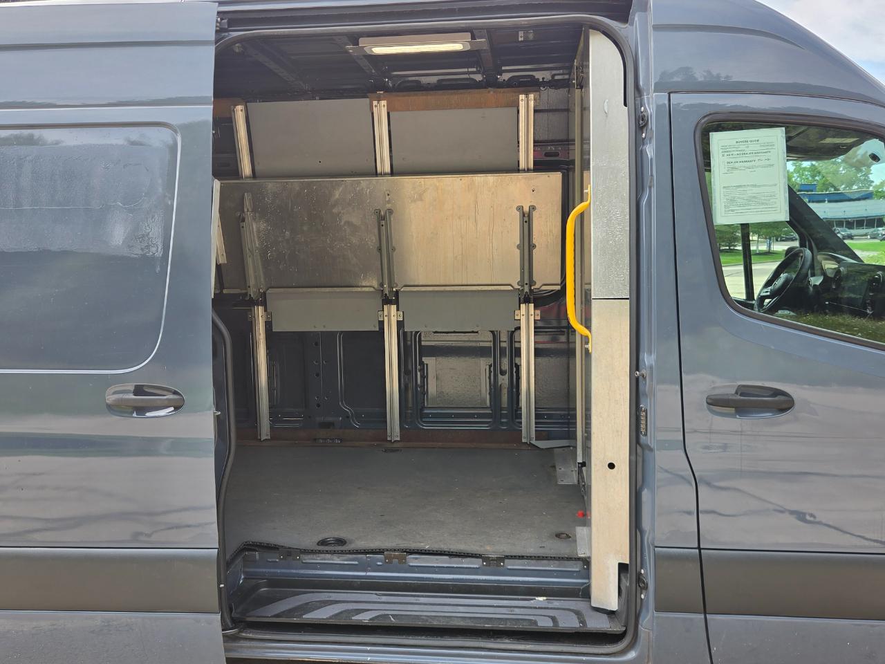 Mercedes-Benz Sprinter Van 2500 High Roof V6 170" RWD 2019