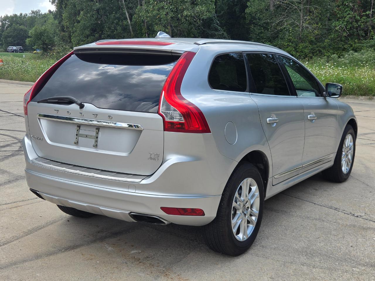 Volvo XC60 2015.5 AWD 4dr T5 2015