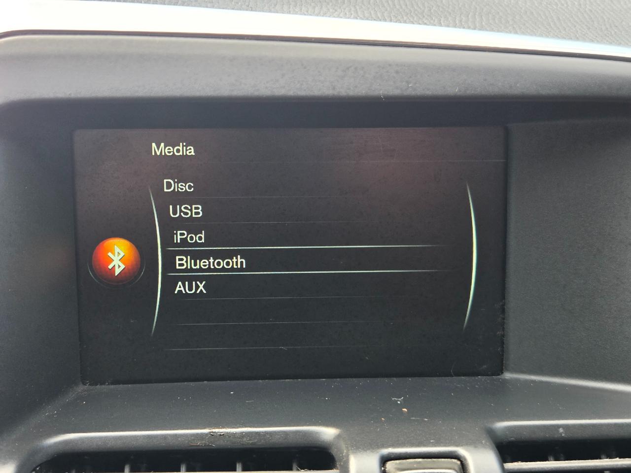 Volvo XC60 2015.5 AWD 4dr T5 2015