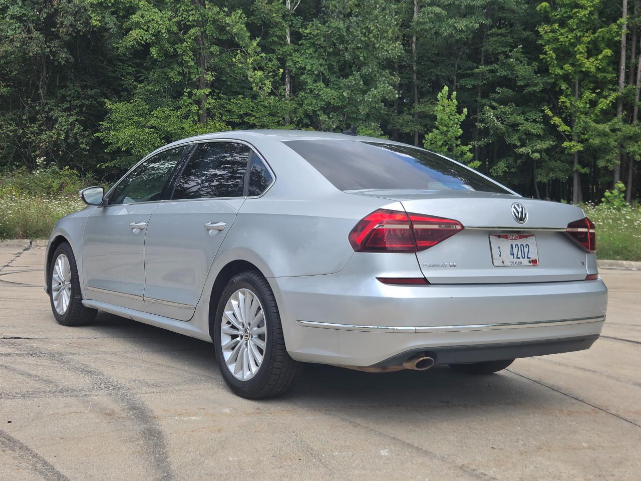 Volkswagen Passat 1.8T SE Auto 2017
