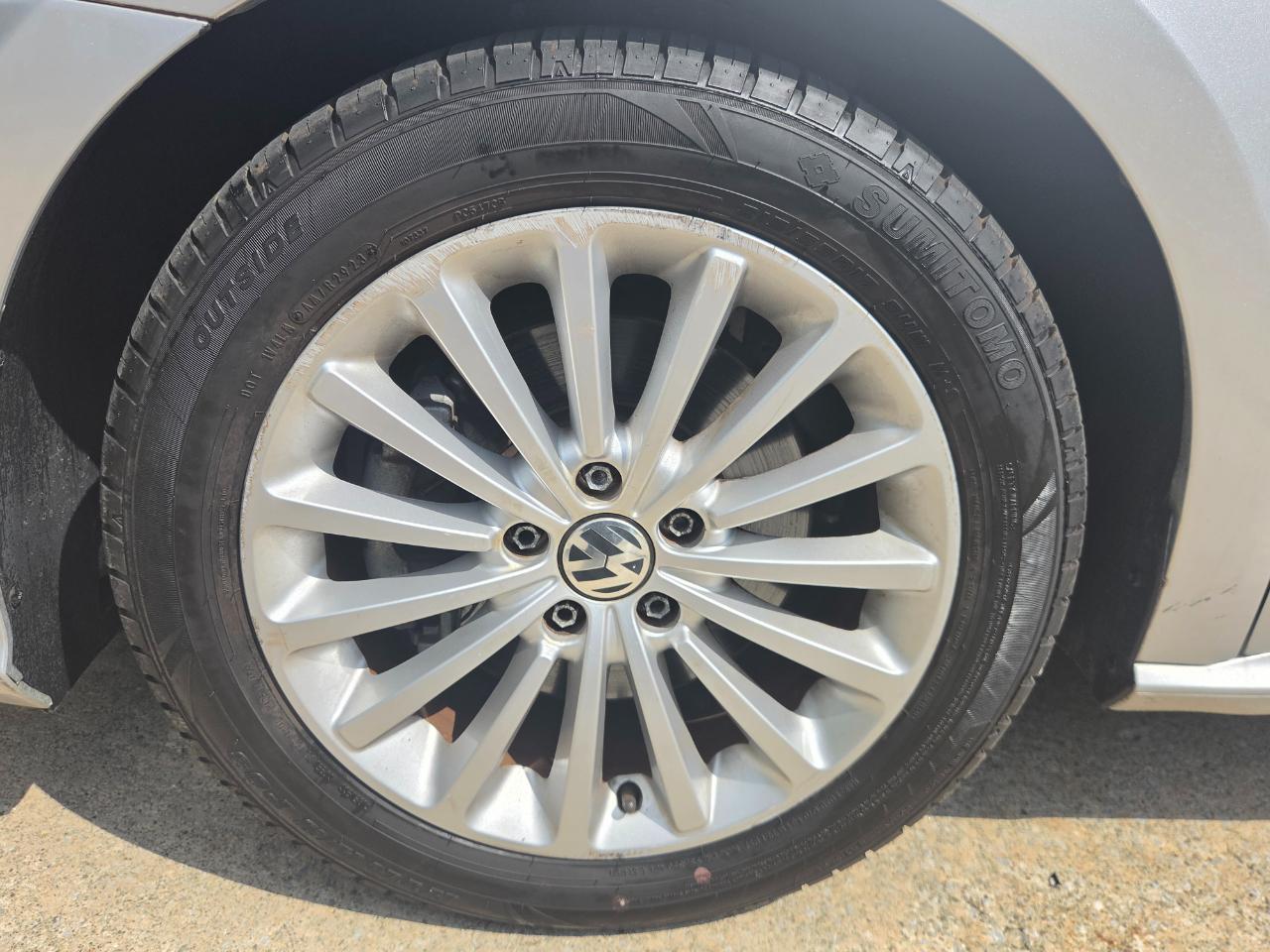 Volkswagen Passat 1.8T SE Auto 2017