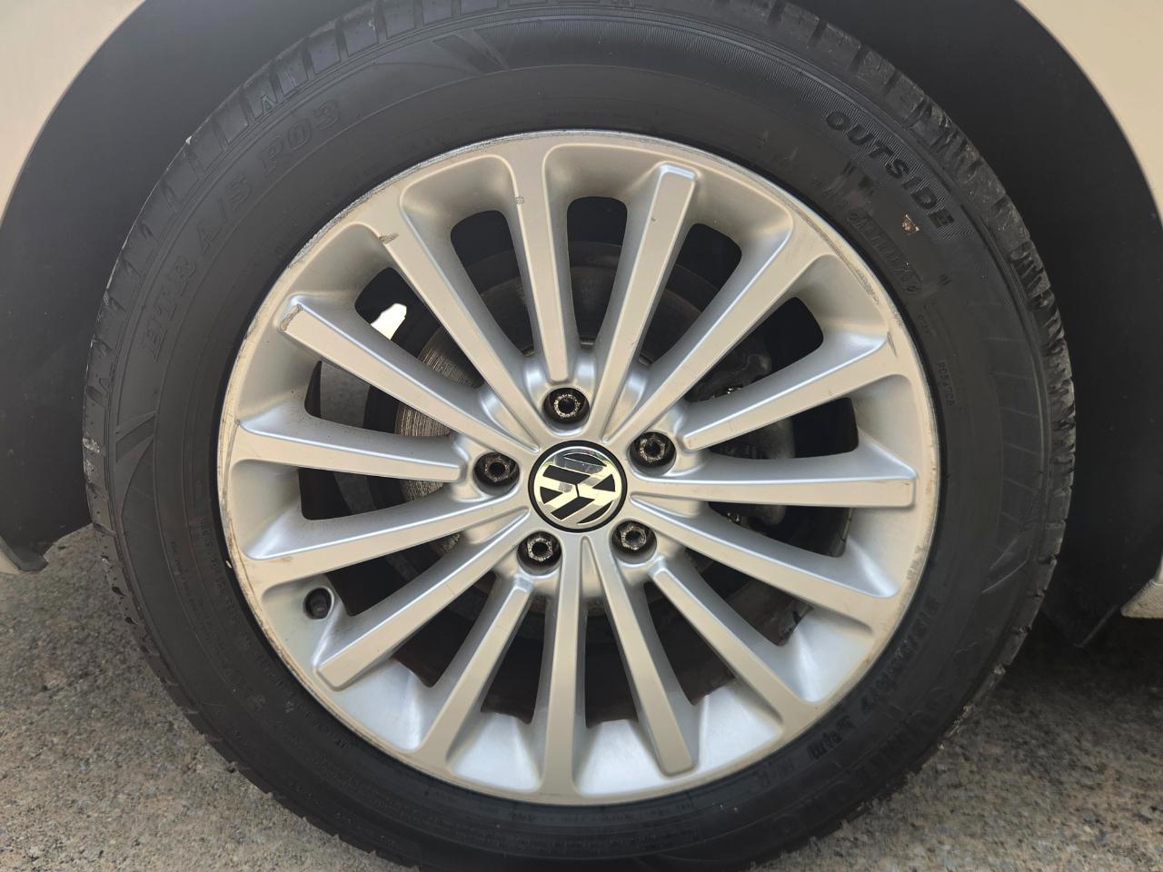 Volkswagen Passat 1.8T SE Auto 2017