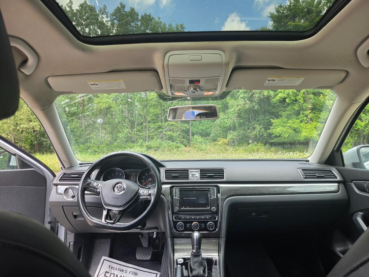 Volkswagen Passat 1.8T SE Auto 2017
