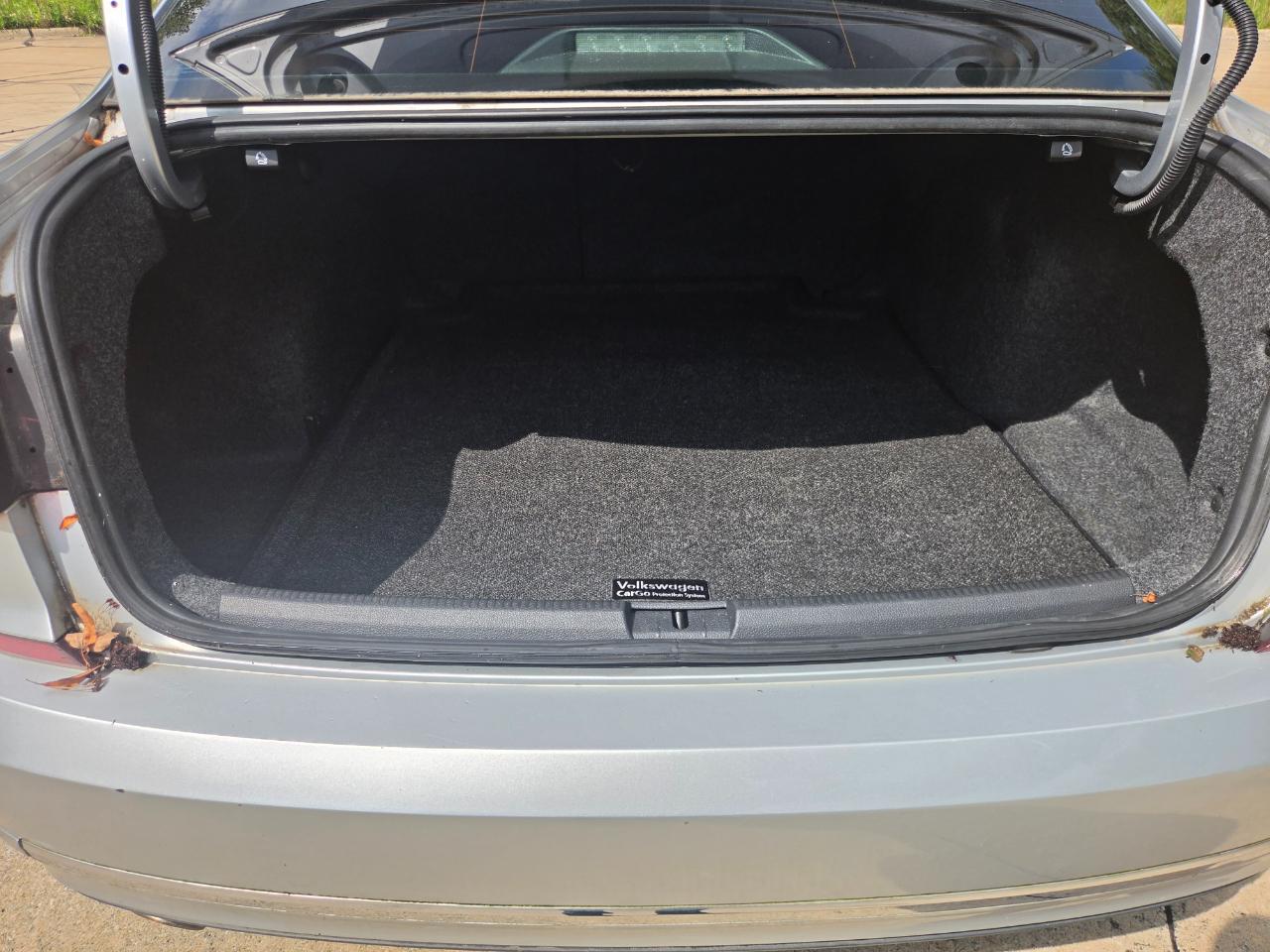Volkswagen Passat 1.8T SE Auto 2017