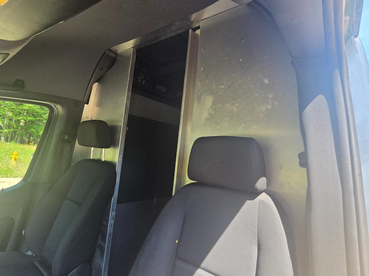 Mercedes-Benz Sprinter Van 2500 High Roof V6 170" RWD 2019