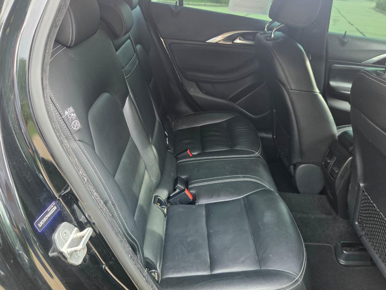 Infiniti QX30 Luxury FWD *Ltd Avail* 2017