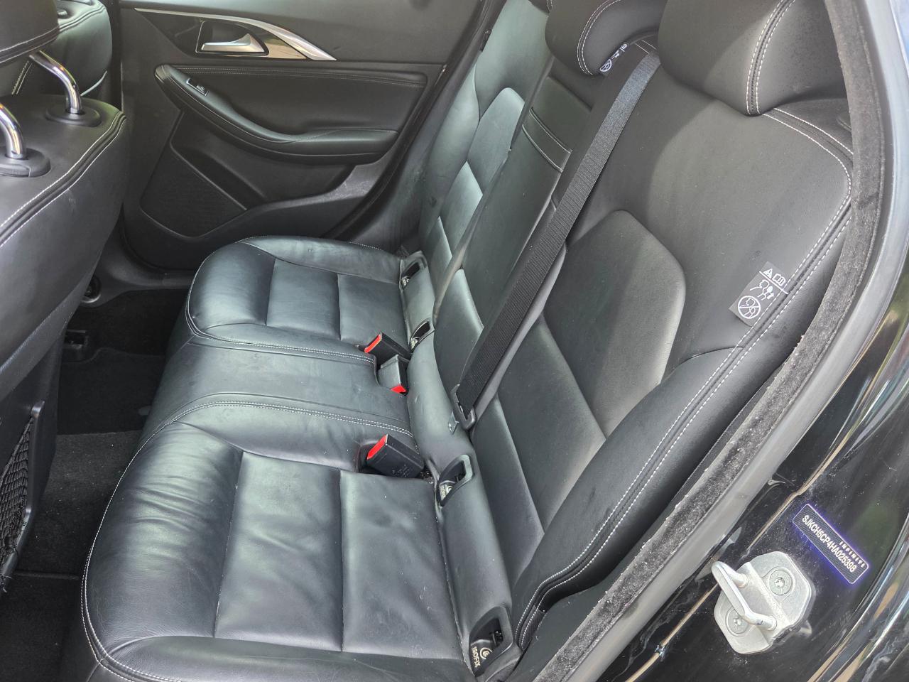 Infiniti QX30 Luxury FWD *Ltd Avail* 2017