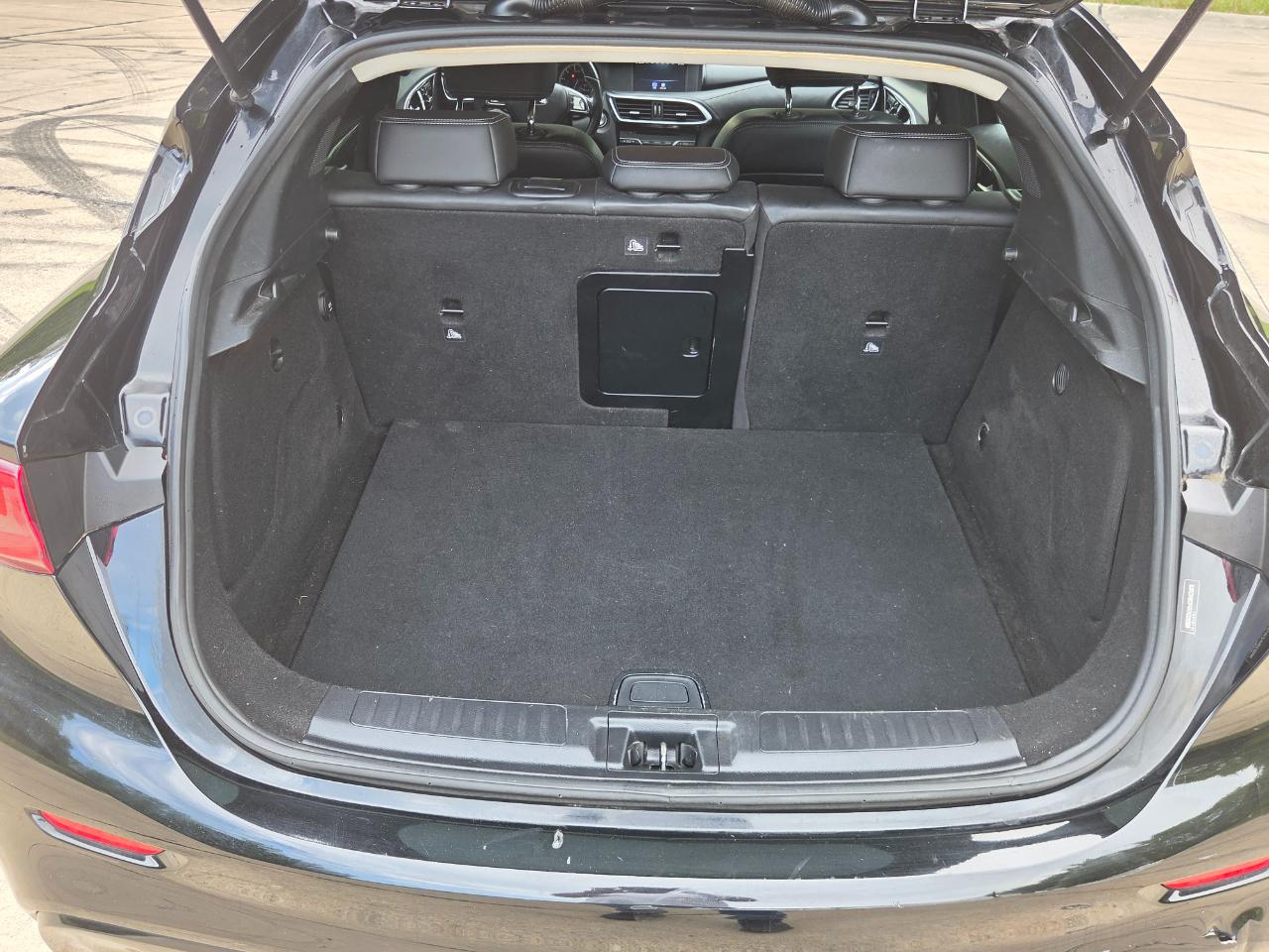 Infiniti QX30 Luxury FWD *Ltd Avail* 2017