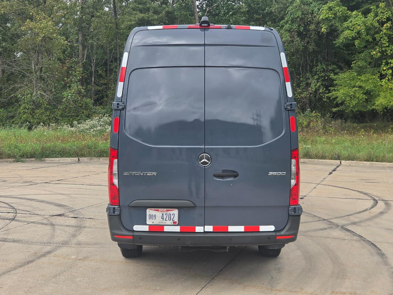 Mercedes-Benz Sprinter Van 2500 High Roof V6 170" RWD 2019