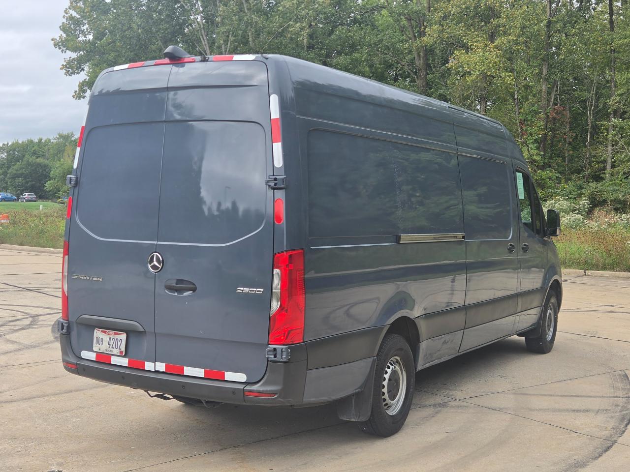 Mercedes-Benz Sprinter Van 2500 High Roof V6 170" RWD 2019