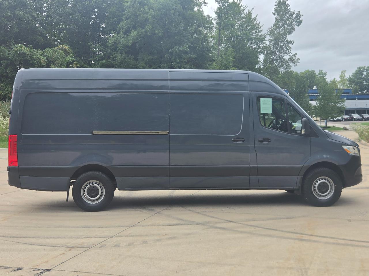Mercedes-Benz Sprinter Van 2500 High Roof V6 170" RWD 2019