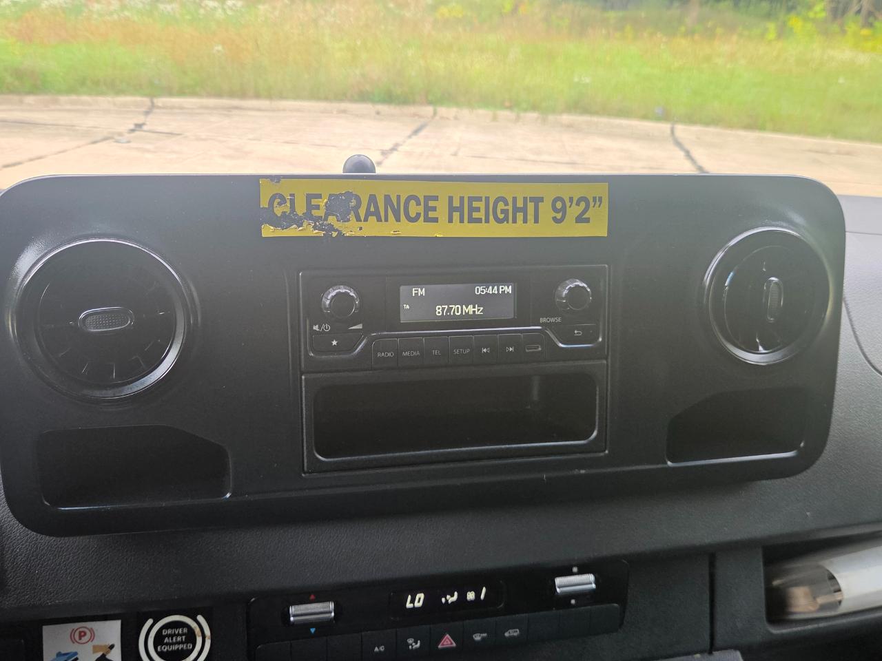 Mercedes-Benz Sprinter Van 2500 High Roof V6 170" RWD 2019