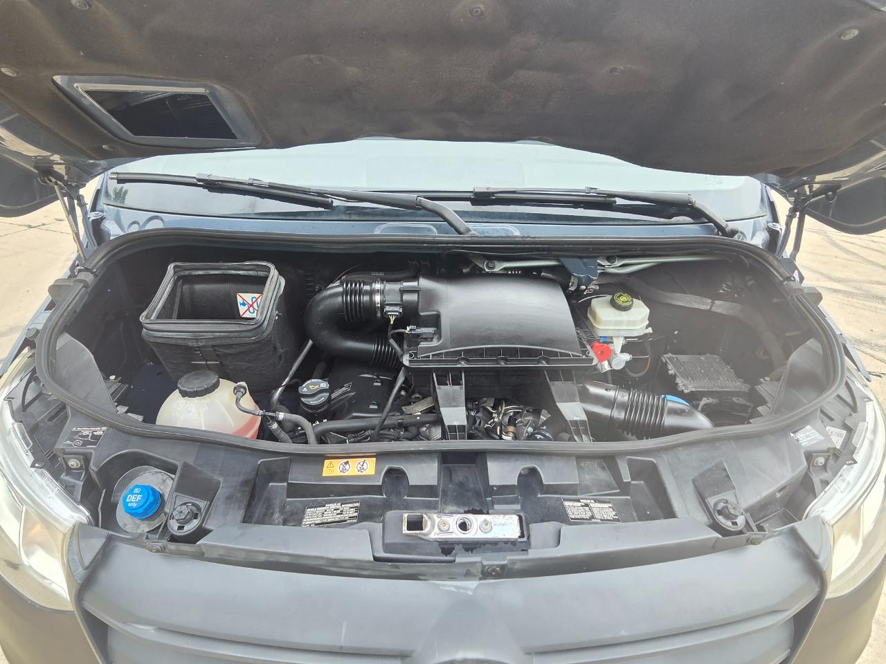 Mercedes-Benz Sprinter Van 2500 High Roof V6 170" RWD 2019