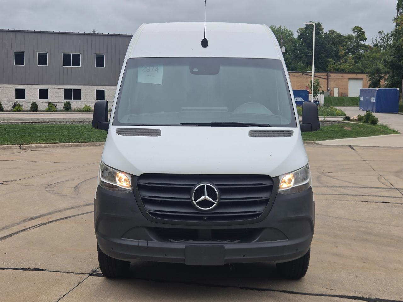 Mercedes-Benz Sprinter Cargo Van 2500 High Roof V6 170" Extended RWD 2020
