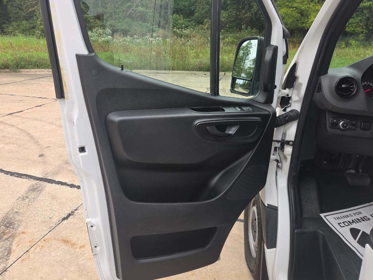 Mercedes-Benz Sprinter Cargo Van 2500 High Roof V6 170" Extended RWD 2020