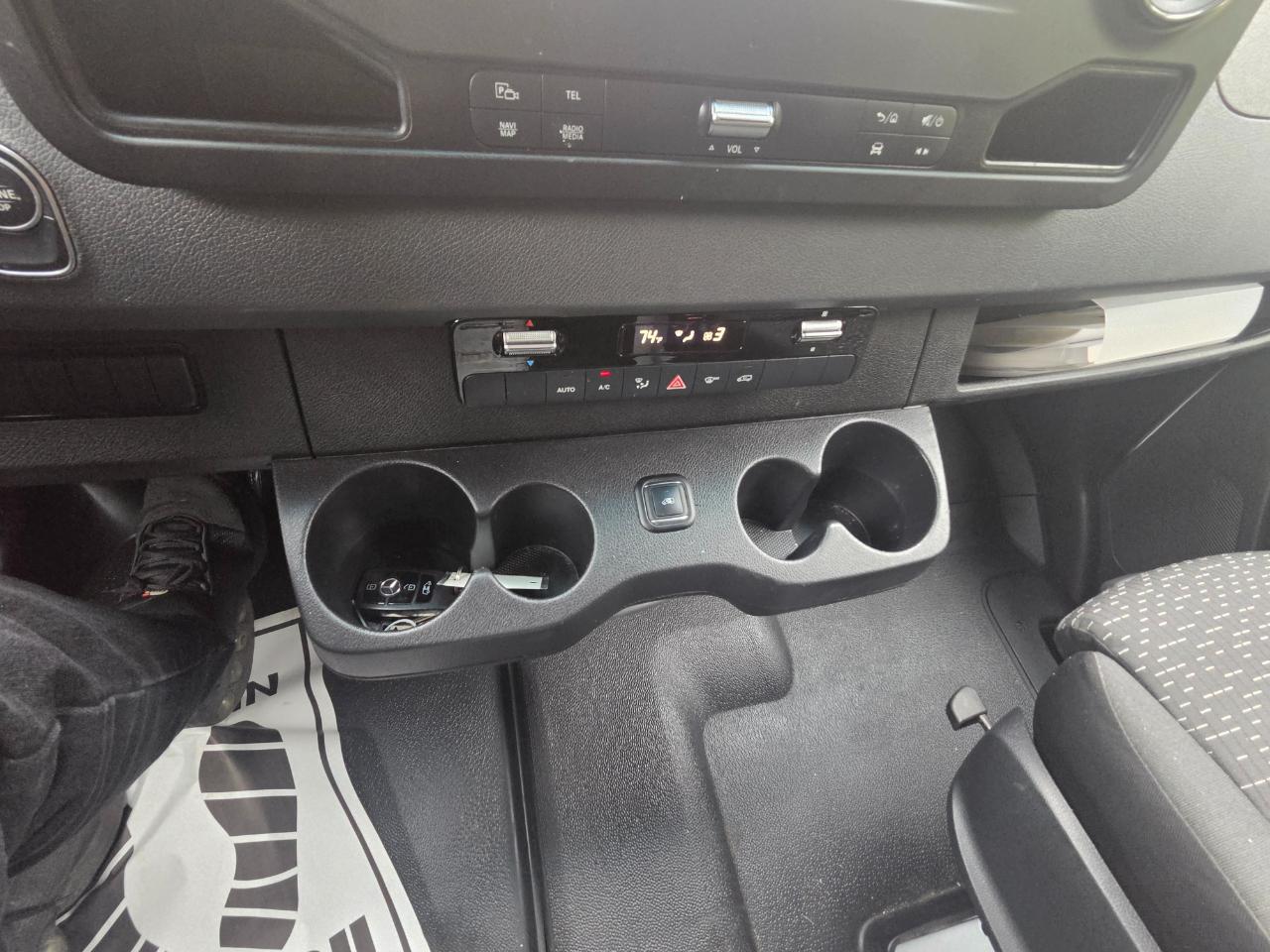 Mercedes-Benz Sprinter Cargo Van 2500 High Roof V6 170" Extended RWD 2020