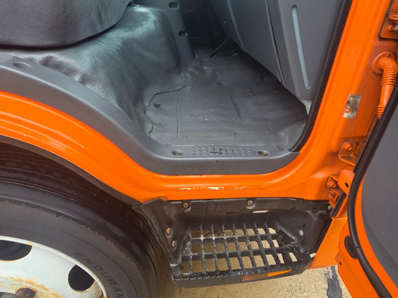 Isuzu NQR  2019