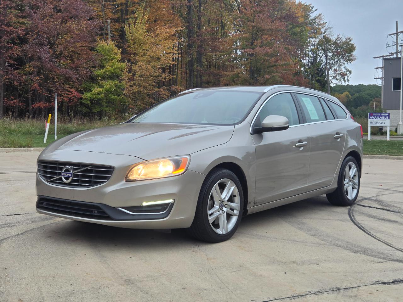 Volvo V60 2015.5 4dr Wgn T5 Premier AWD 2015
