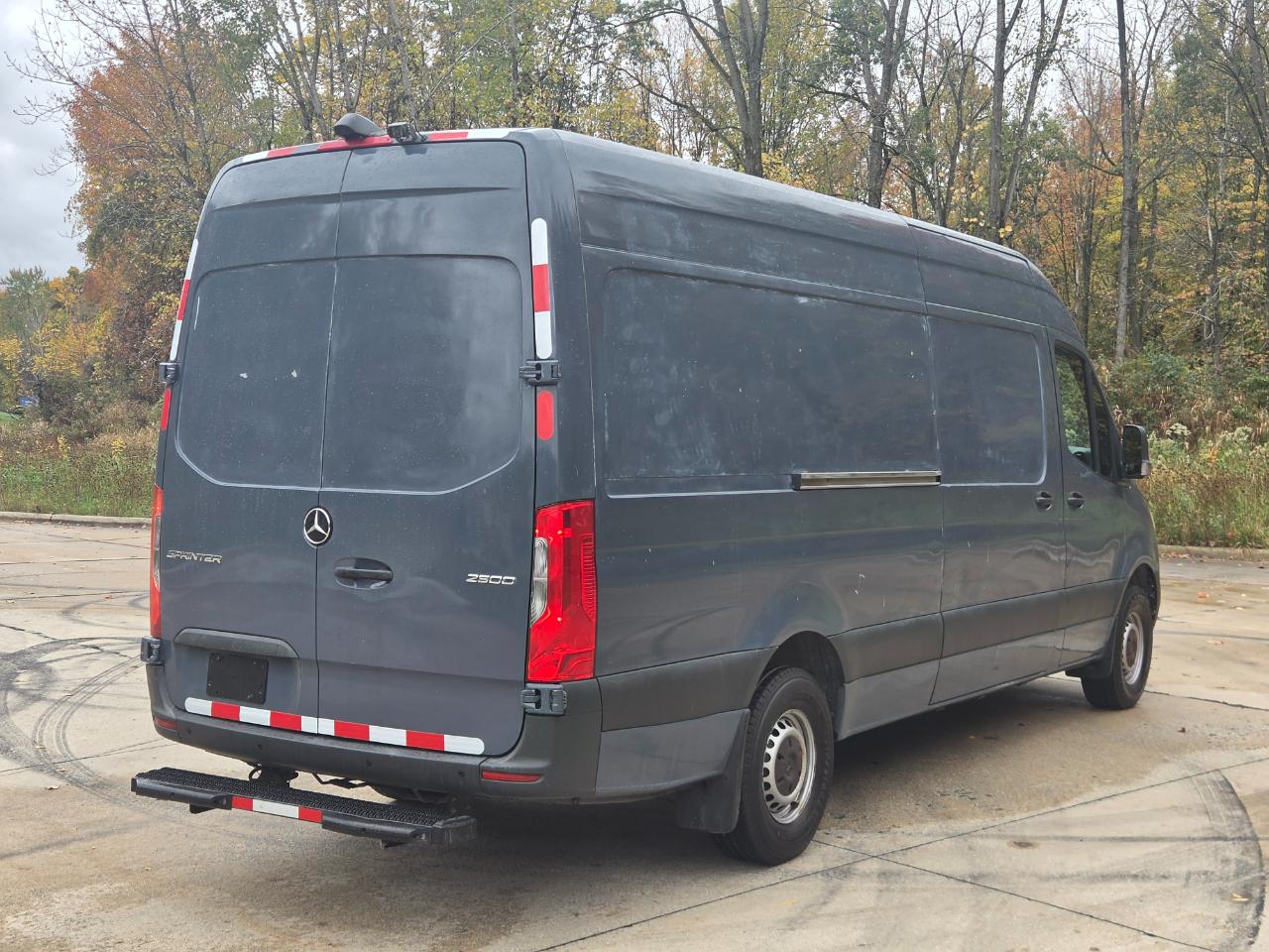 Mercedes-Benz Sprinter Van 2500 High Roof V6 170" RWD 2019