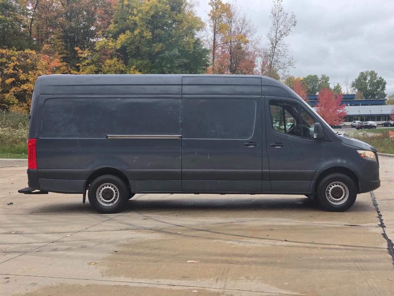 Mercedes-Benz Sprinter Van 2500 High Roof V6 170" RWD 2019
