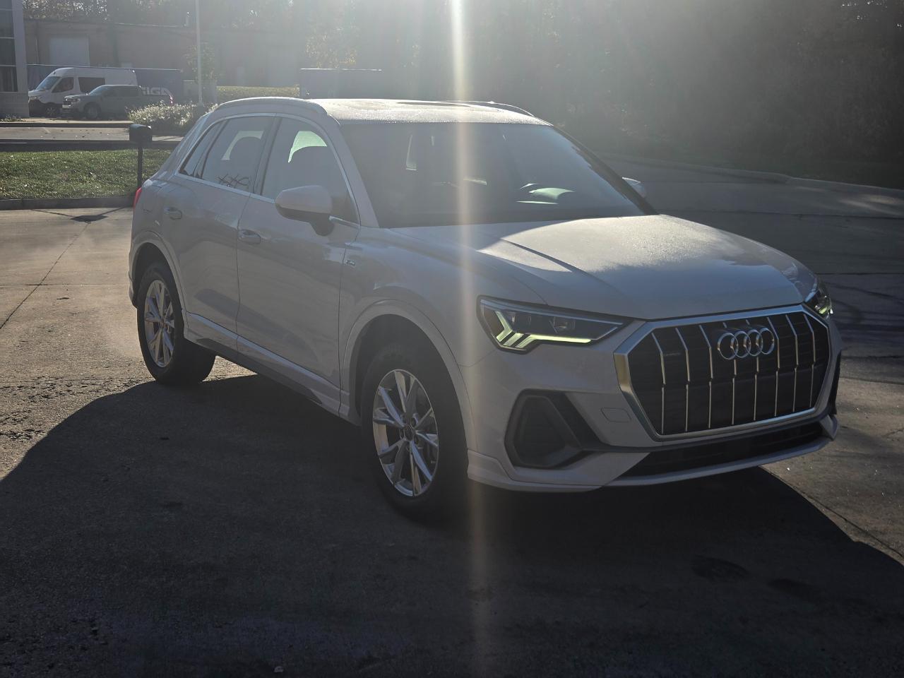 Audi Q3 S line Premium Plus 45 TFSI quattro 2022