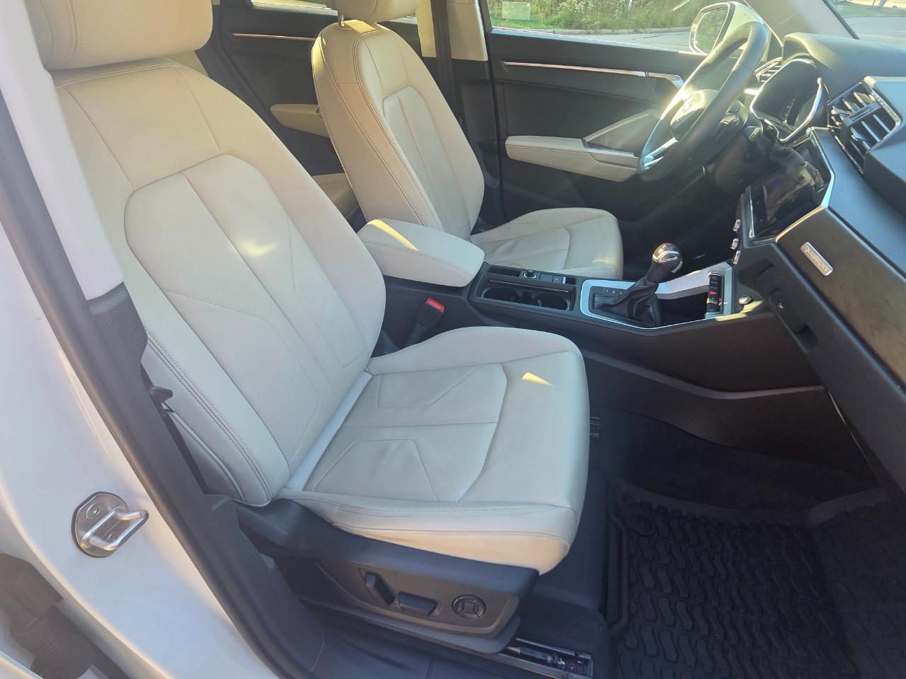 Audi Q3 S line Premium Plus 45 TFSI quattro 2022