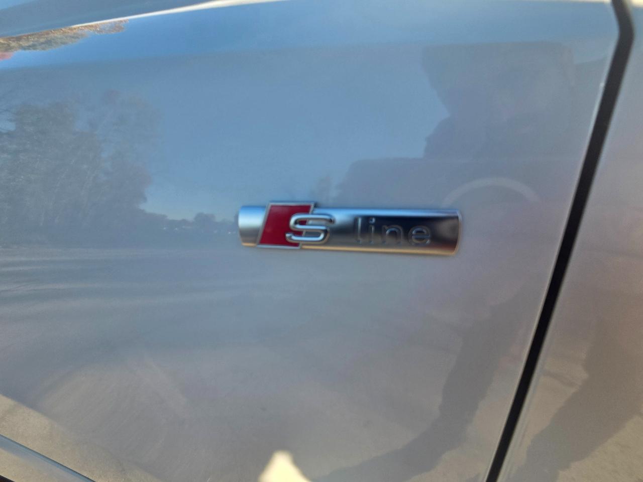 Audi Q3 S line Premium Plus 45 TFSI quattro 2022