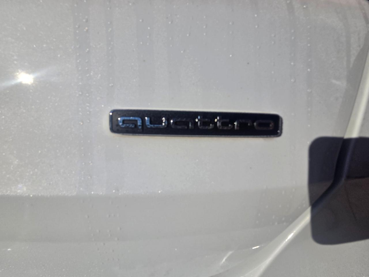 Audi Q3 S line Premium Plus 45 TFSI quattro 2022