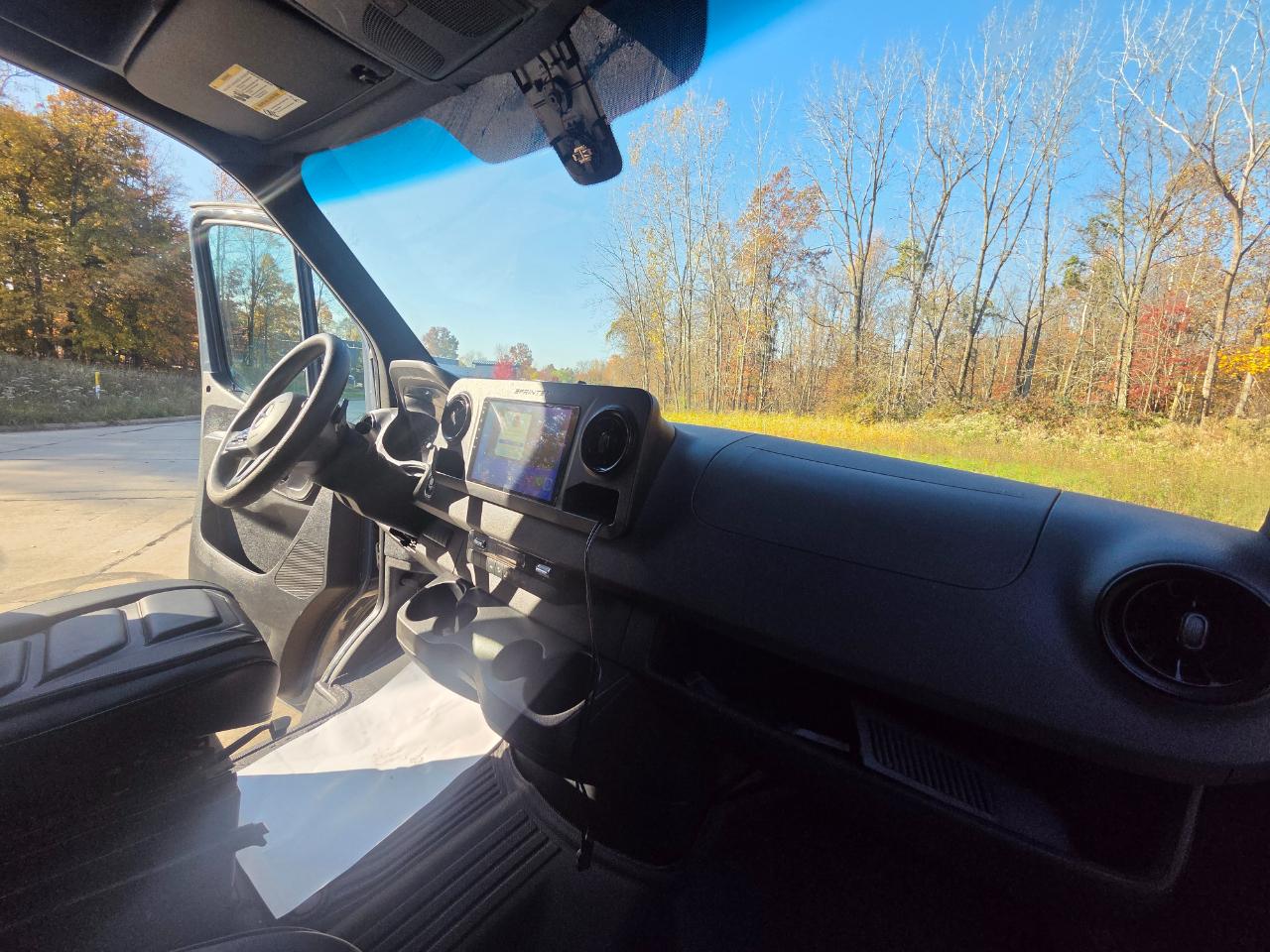 Mercedes-Benz Sprinter Van 2500 High Roof V6 170" RWD 2019
