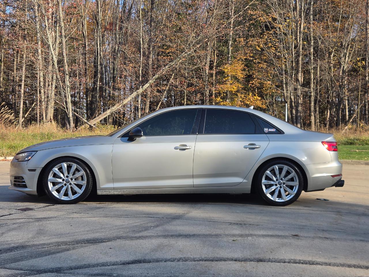 Audi A4 2.0 TFSI Auto Premium quattro AWD 2017