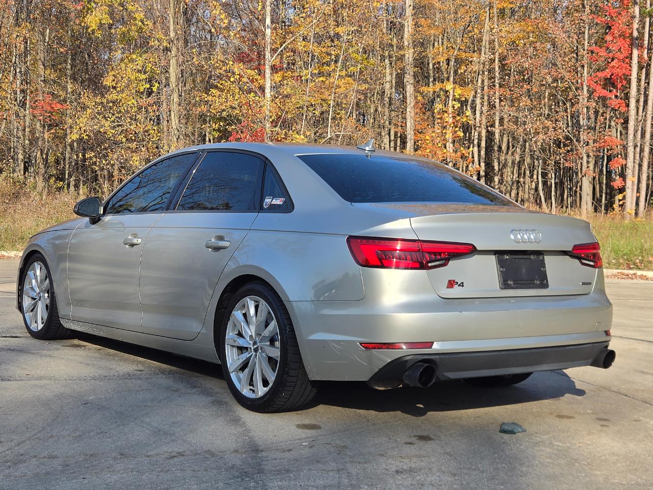 Audi A4 2.0 TFSI Auto Premium quattro AWD 2017