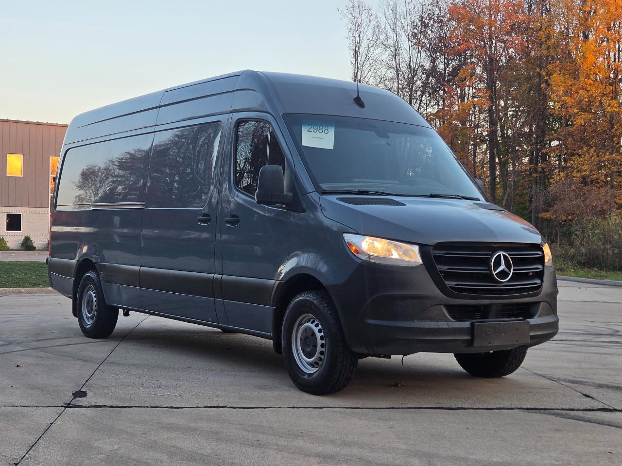 Mercedes-Benz Sprinter Van 2500 High Roof V6 170" RWD 2019