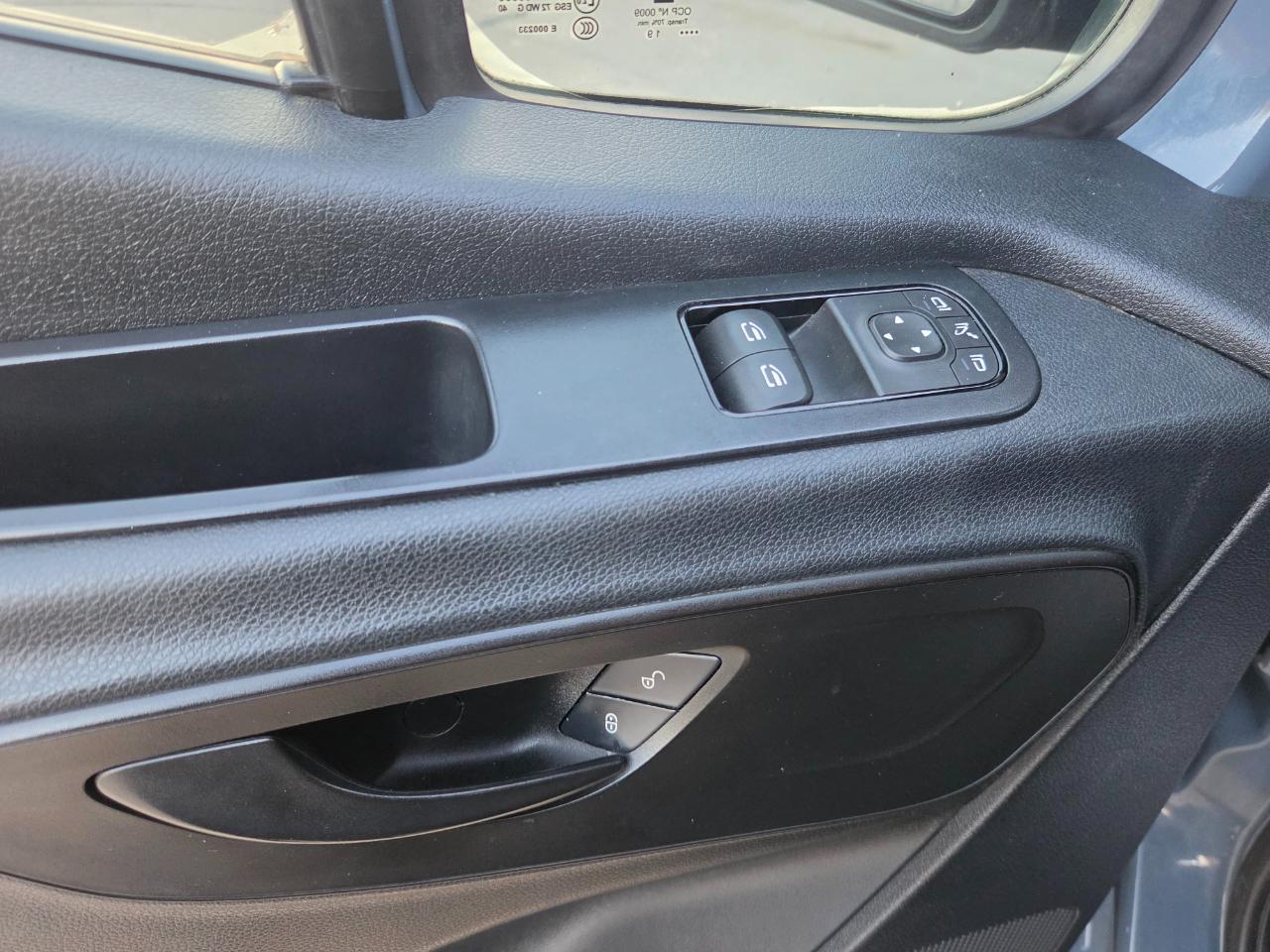 Mercedes-Benz Sprinter Van 2500 High Roof V6 170" RWD 2019