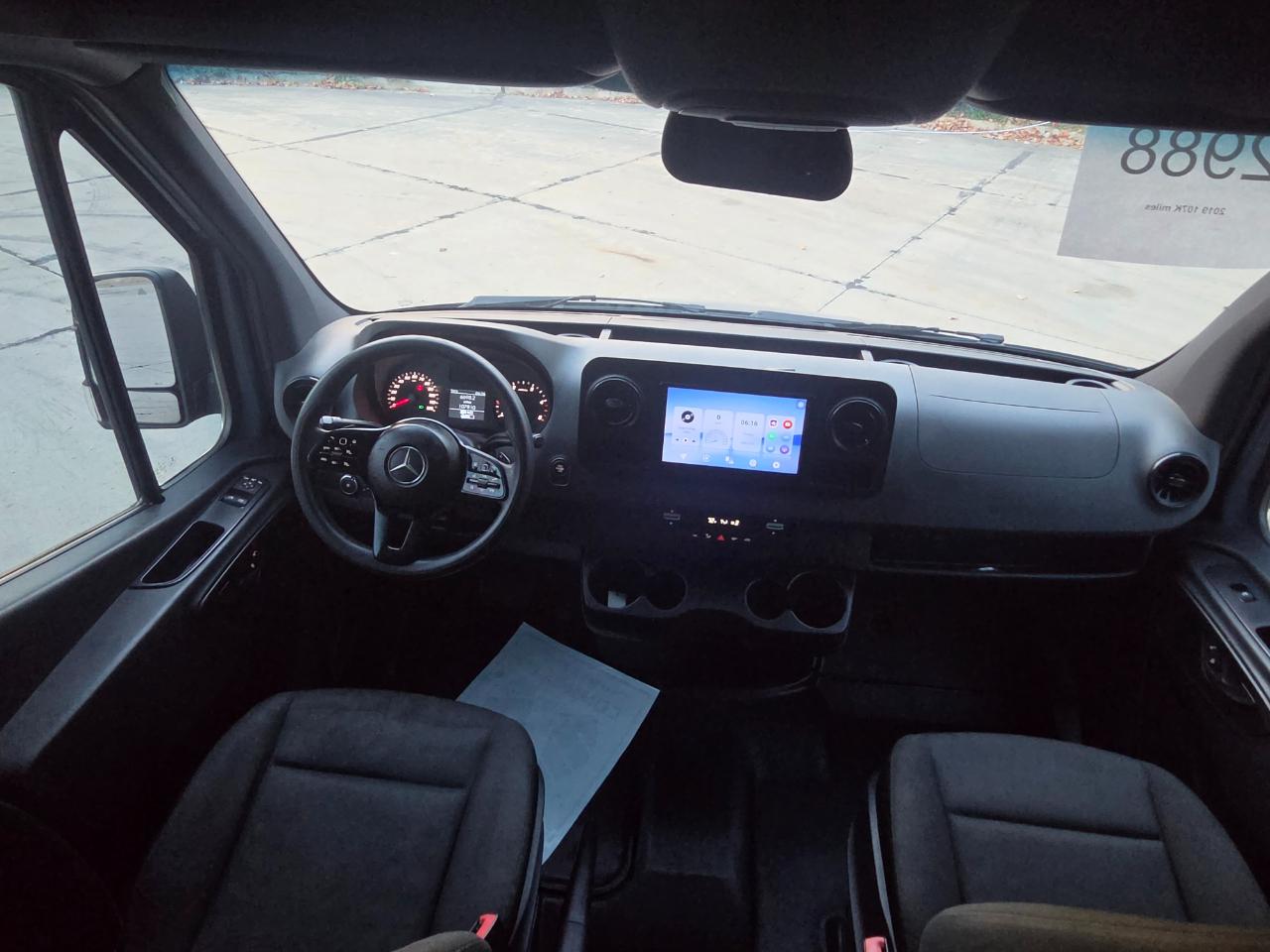 Mercedes-Benz Sprinter Van 2500 High Roof V6 170" RWD 2019