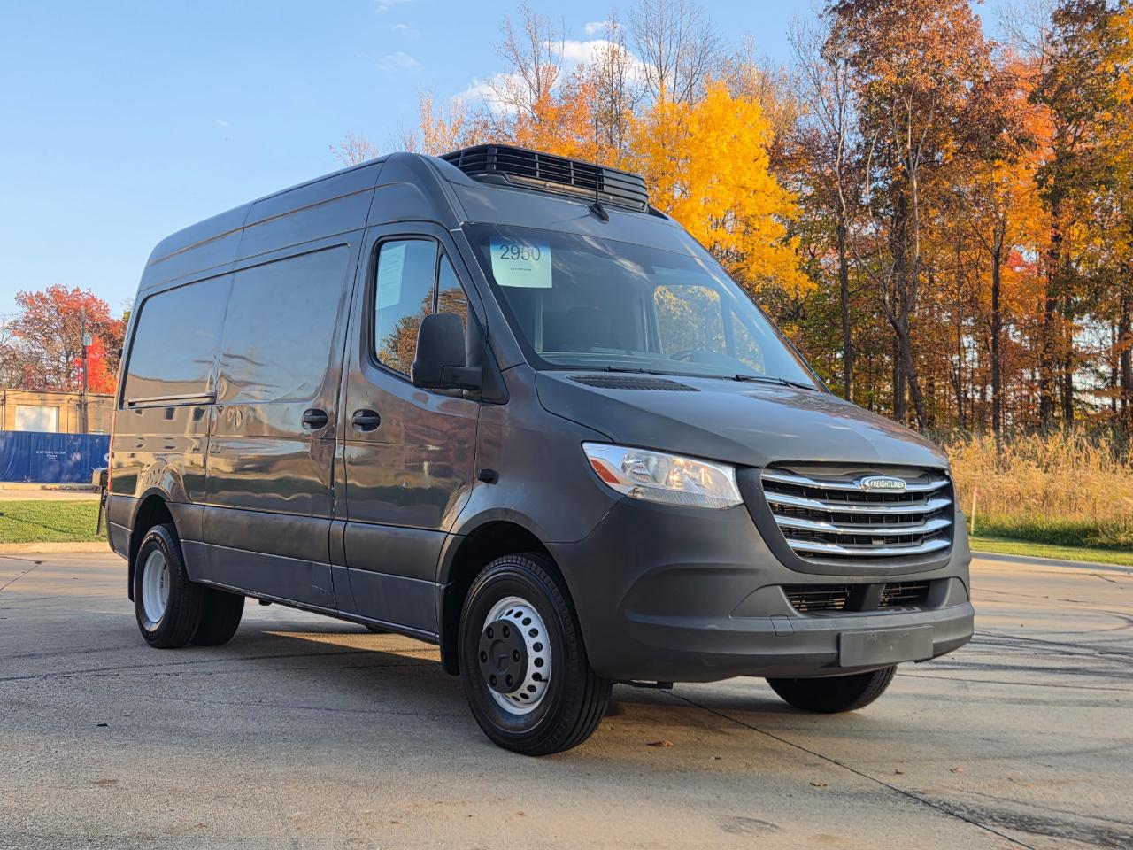 2019 Freightliner Sprinter Van 3500 High Roof V6 144" RWD