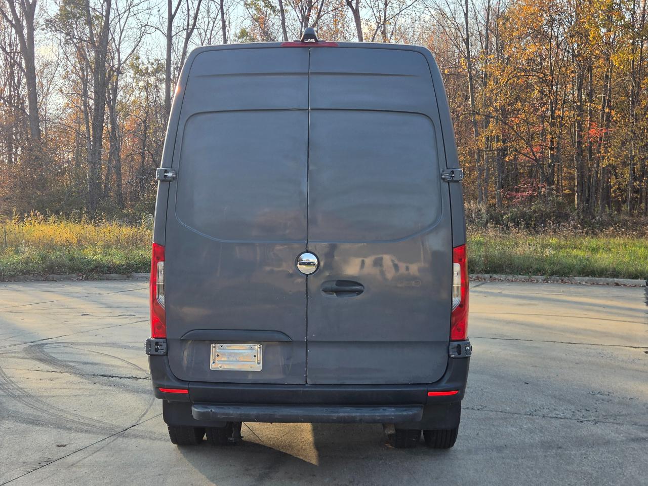 Freightliner Sprinter Van 3500 High Roof V6 144" RWD 2019