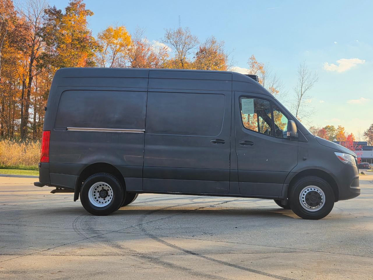 Freightliner Sprinter Van 3500 High Roof V6 144" RWD 2019