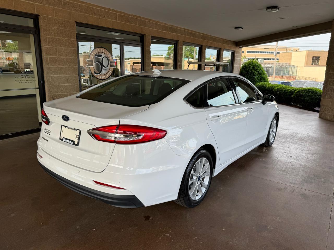Ford Fusion SE FWD 2020