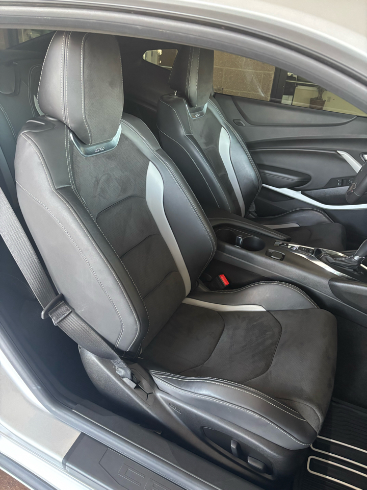 Chevrolet Camaro 2dr Cpe 1SS 2019