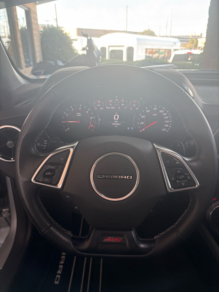 Chevrolet Camaro 2dr Cpe 1SS 2019