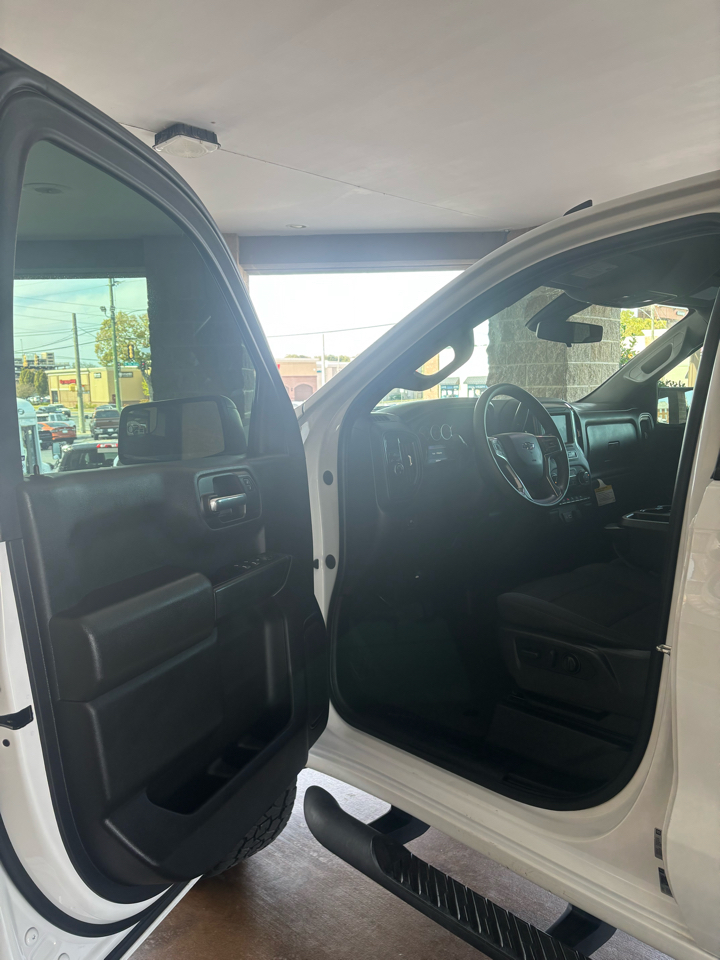 Chevrolet Silverado 1500 LTD 2WD Crew Cab 147" Custom 2022