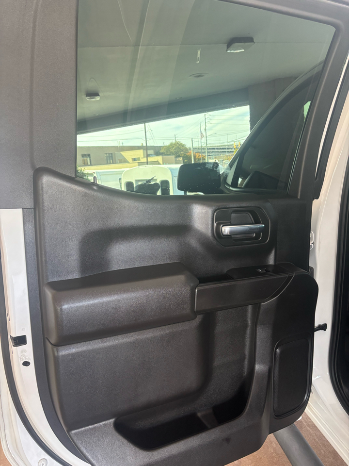 Chevrolet Silverado 1500 LTD 2WD Crew Cab 147" Custom 2022